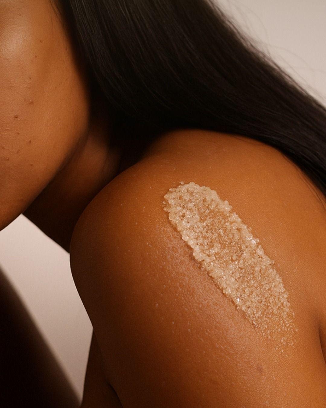 Gommage Corps Musc Blanc — Exfoliant Soyeux